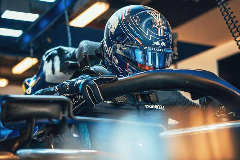 Albon voltou &agrave; F1 em 2022 e venceu a concorr&ecirc;ncia interna com Latifi, ainda que s&oacute; tenha somado quatro pontos 