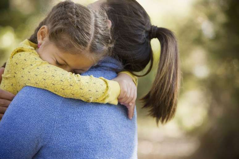 Mães podem até conseguir dizer que criar filhos é difícil, mas é um tabu afirmar que elas não necessariamente apreciam o seu papel