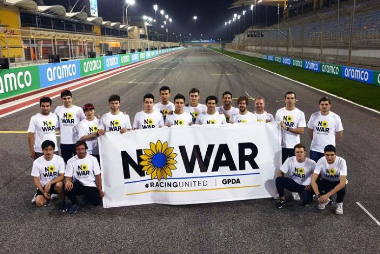 Isso pode: pilotos se posicionando contra a guerra na Ucr&acirc;nica