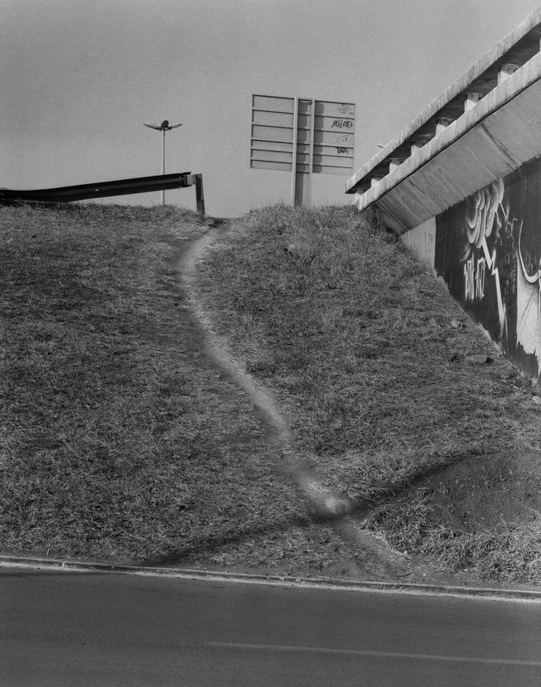 'Se ermos e pouco dotados de infraestrutura, (esses caminhos) podem ser perigosos para mulheres e outros grupos', diz Comelli; na foto, via S3 Sul