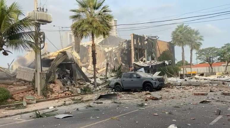 Explosão destruiu restaurante em Teresina (Piauí)