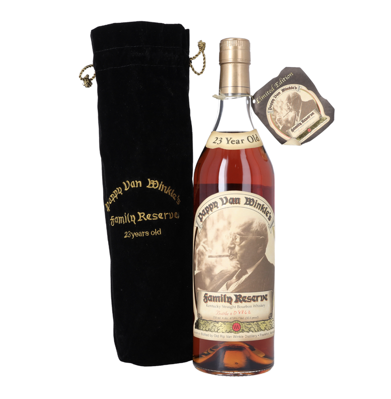 Garrafa de Pappy Van Winkle vendida por mais de R$ 277 mil