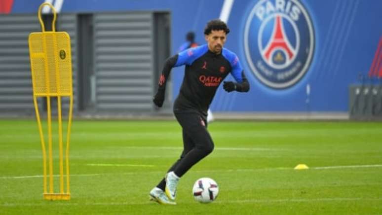 Marquinhos treinando nesta quinta (Foto: divulgação/PSG)