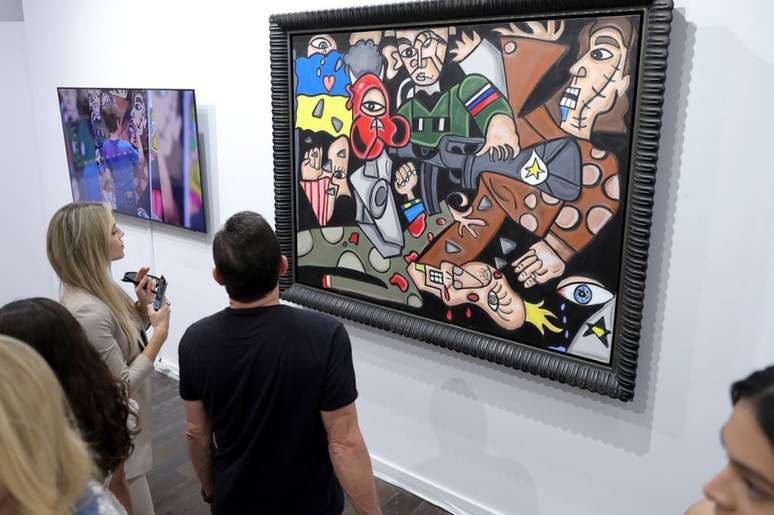 Valor arrecadado com a obra 'Invas&atilde;o da Ucr&acirc;nia' foi revertido para ajudar as crian&ccedil;as do pa&iacute;s em guerra