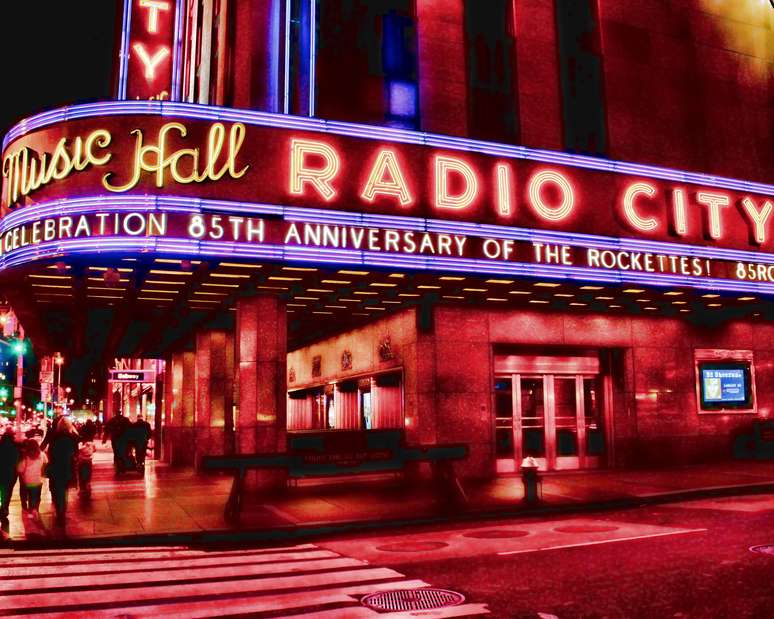 Dona do Radio City Music Hall impediu advogada de assistir ao show