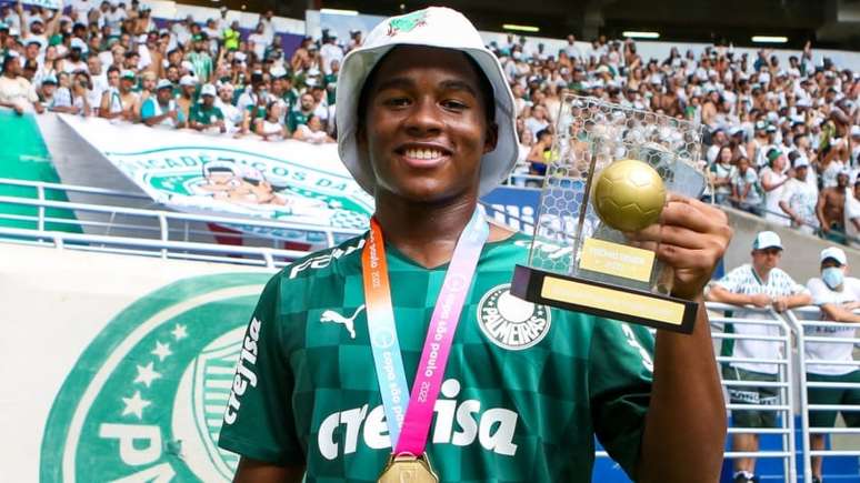 Endrick foi campeão da Copinha e já recebeu sondagens do exterior (Foto: Fabio Menotti/Palmeiras)