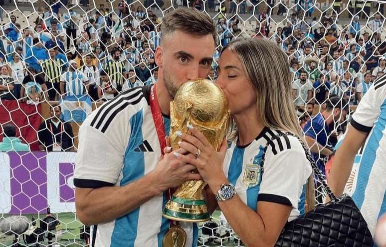 Tagliafico foi campeão mundial pela Argentina no Qatar (Foto: Reprodução / Instagram)