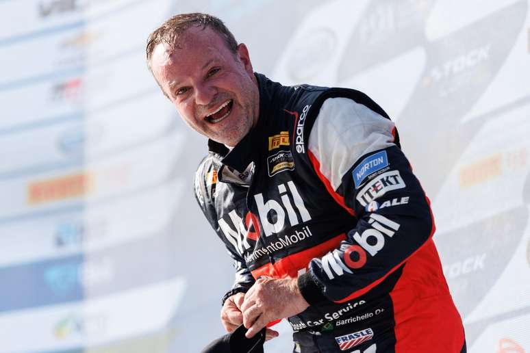 Rubens Barrichello varreu final de semana em Goiânia com duas vitórias na Stock Car, em março 