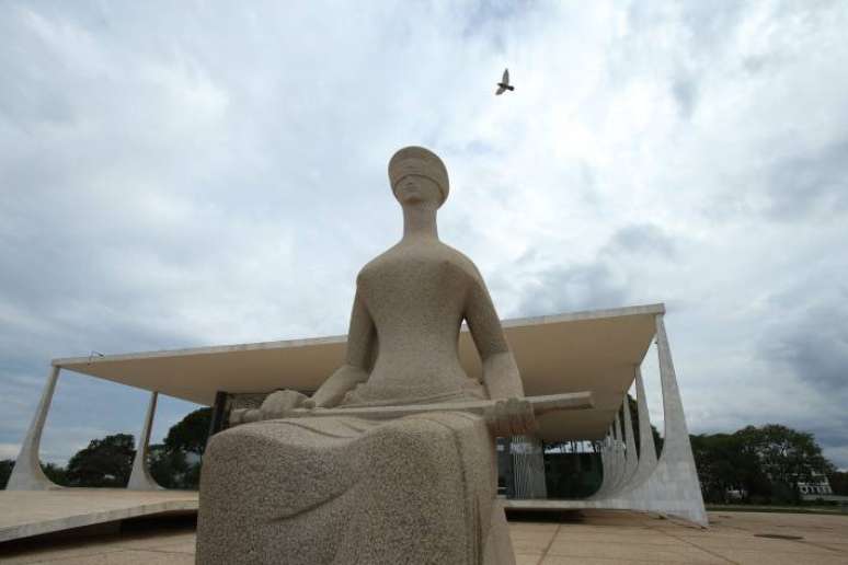 Supremo Tribunal Federal deve encerrar nesta segunda julgamento sobre orçamento secreto.