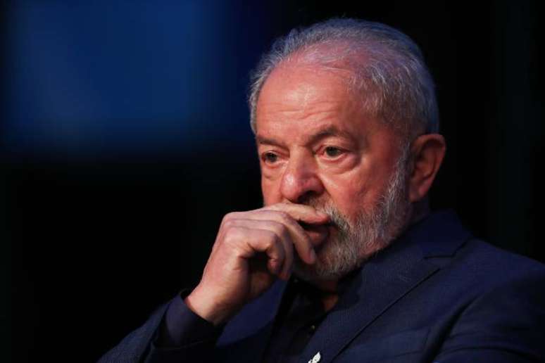 Faixa presidencial deve ser entregue a Lula por membros da sociedade civil