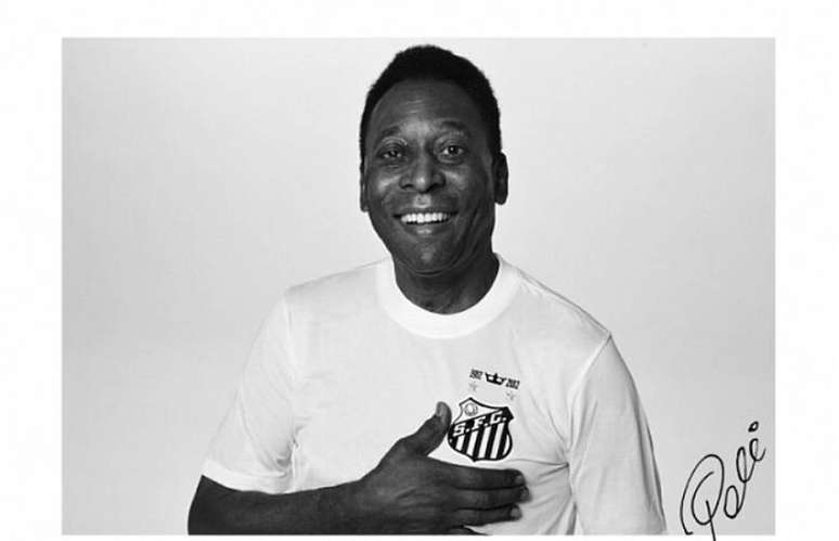 Fora das finais de números dois e três, Pelé esteve em campo na primeira partida. Apesar dos dois gols marcados pelo Rei, o Santos foi derrotado em Milão por 4 a 2.