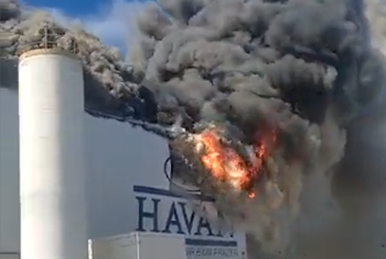 Incêndio de destrói loja da Havan em Vitória da Conquista (BA); vídeo