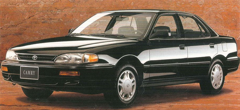 Toyota celebra 30 anos de seus modelos no mercado nacional.