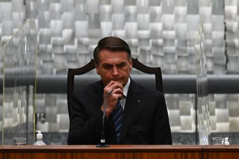 Bolsonaro reapareceu durante live antes de ir para os EUA