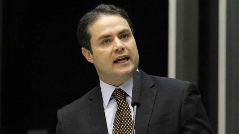 Renan Filho (PMDB) é herdeiro político de Renan Calheiros em Alagoas