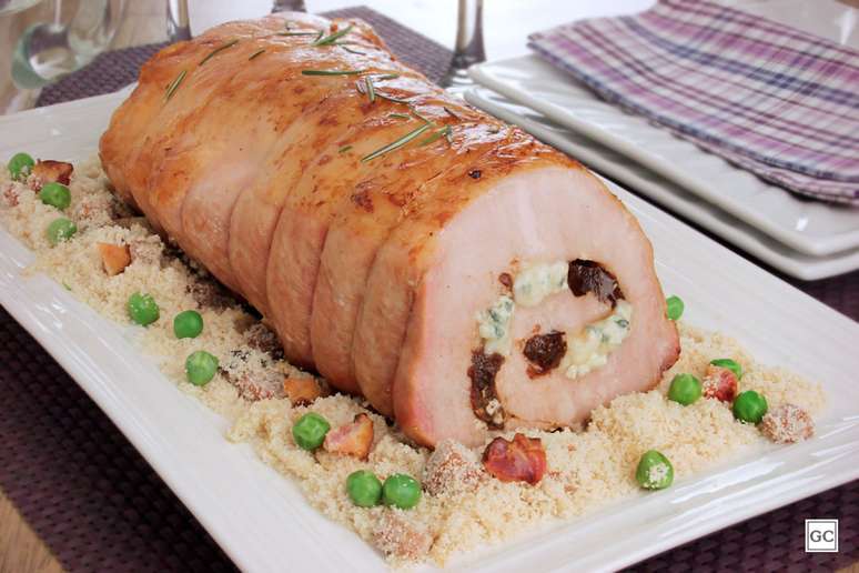 Lombo recheado com ameixa e gorgonzola – Foto: Guia da Cozinha