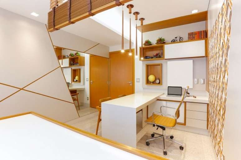 32. Escrit&oacute;rio em tons de laranja &ndash; Foto Cinthia Lopes