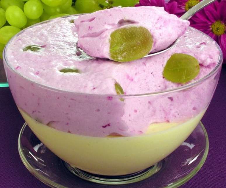 Espumone de uva (Reprodu&ccedil;&atilde;o / Guia da Cozinha)