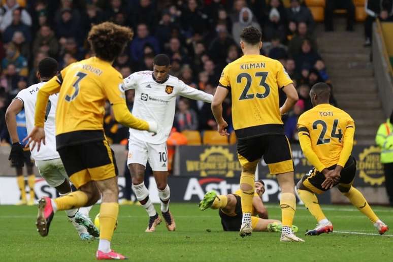 Manchester United derrotou o Wolverhampton pela Premier League (ADRIAN DENNIS / AFP)