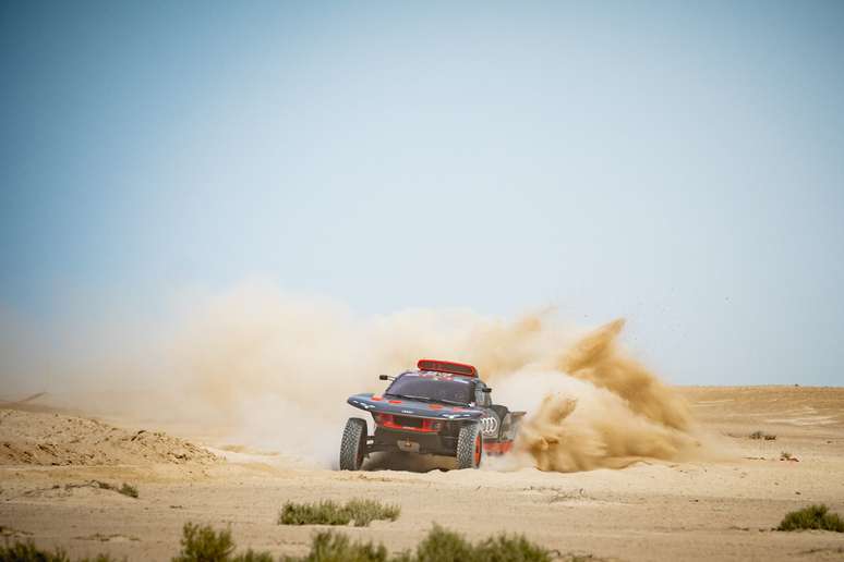 Mattias Ekstr&ouml;m deixou a Audi na lideran&ccedil;a 