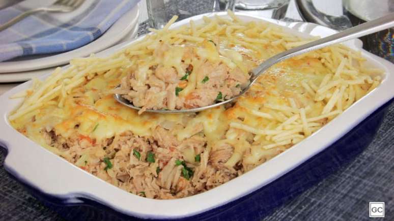 Fricass&ecirc; de pernil com queijo &ndash; Foto: Guia da Cozinha