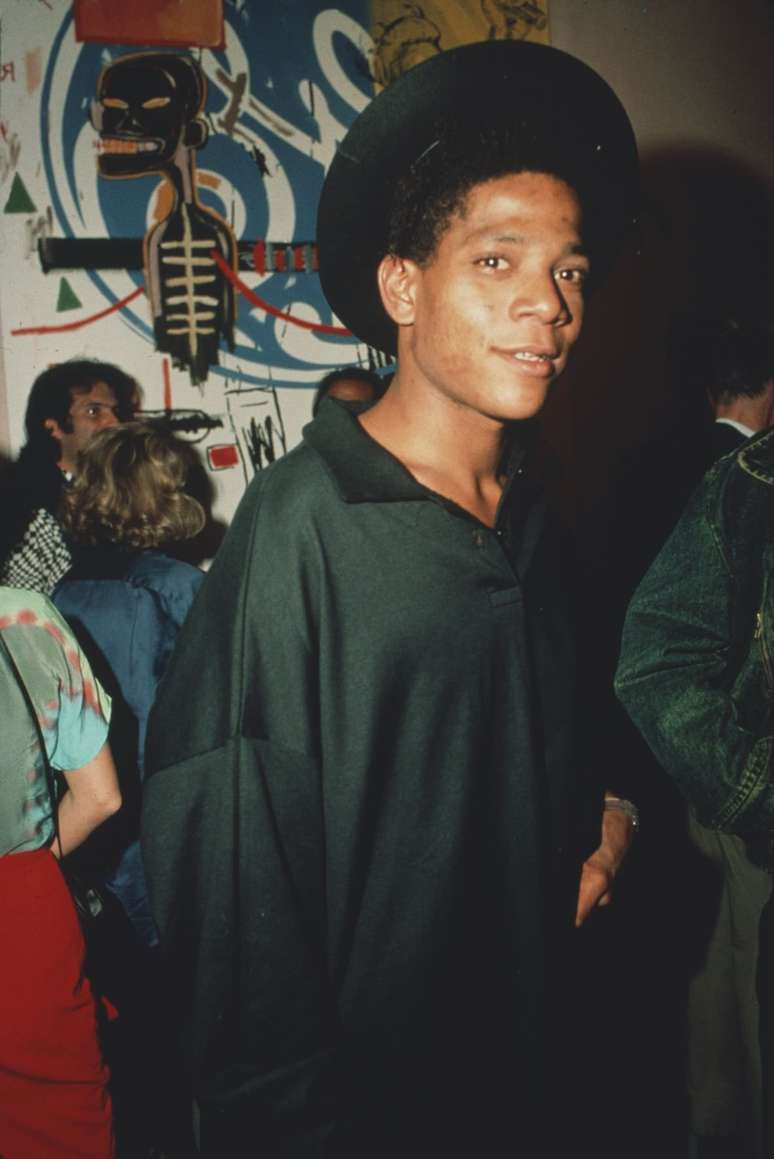 Jean-Michel Basquiat morreu com apenas 27 anos em 1988, deixando um enorme acervo de obras que hoje s&atilde;o vendidas por milh&otilde;es de d&oacute;lares