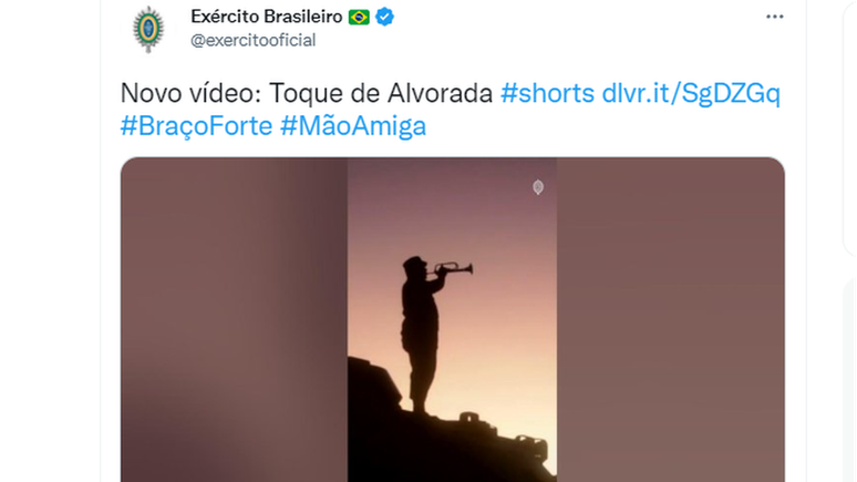 Bolsonaristas 'atacam' redes sociais do Exército durante posse de Lula