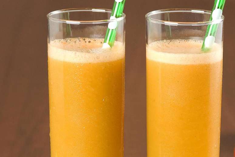 Suco de laranja com caju – Foto: Guia da Cozinha