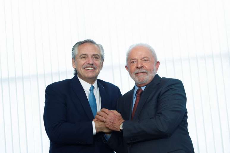 O presidente Luiz Inácio Lula da Silva (PT) se reuniu com o presidente da Argentina, Alberto Fernández, nesta segunda-feira, 2, em Brasília.