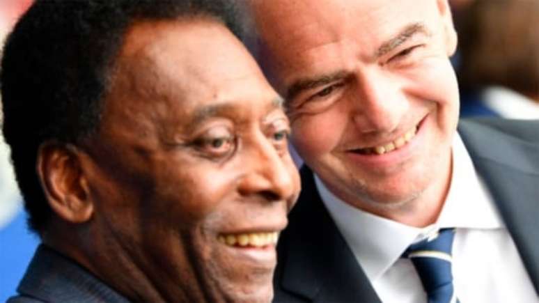 Presidente da Fifa desde 2016, Infantino se encontrou com Pelé em algumas oportunidades (Divulgação / FIFA)