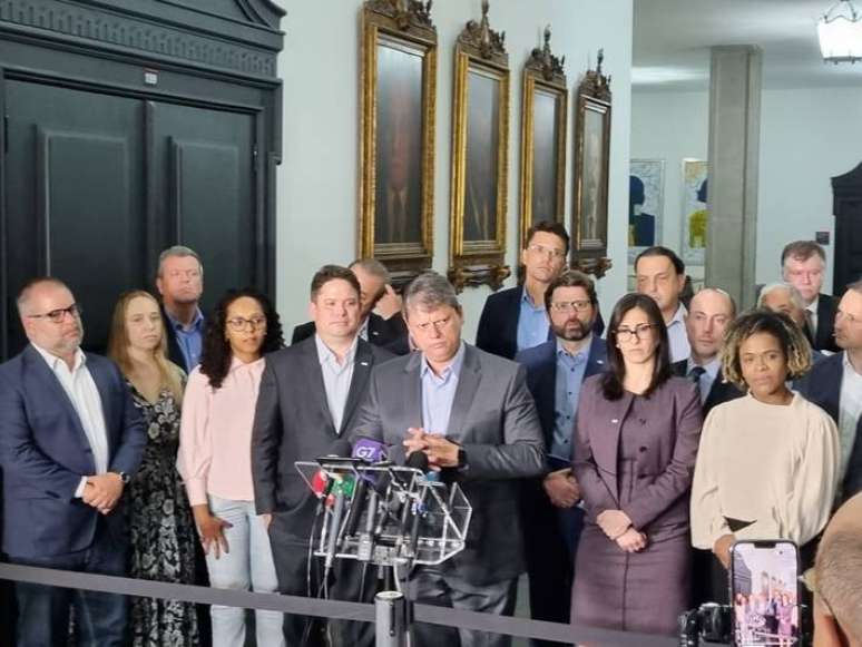 Tarcísio se reuniu com secretariado no Palácio dos Bandeirantes