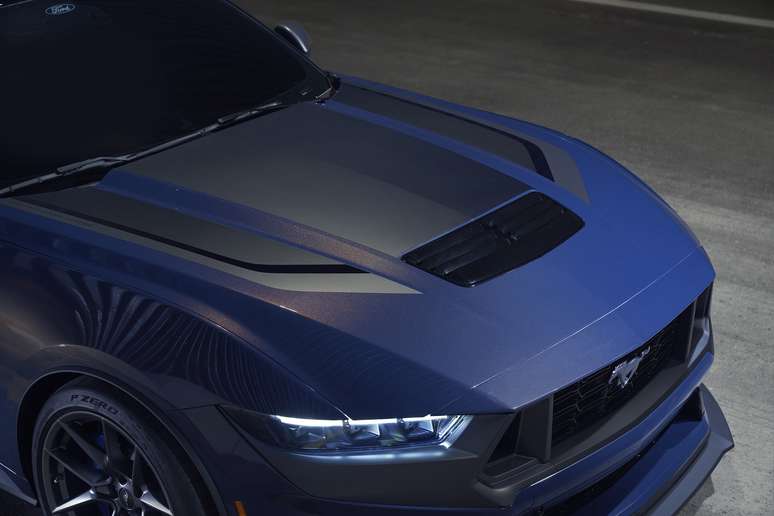 Ford Mustang Dark Horse terá o V8 mais potente da história.