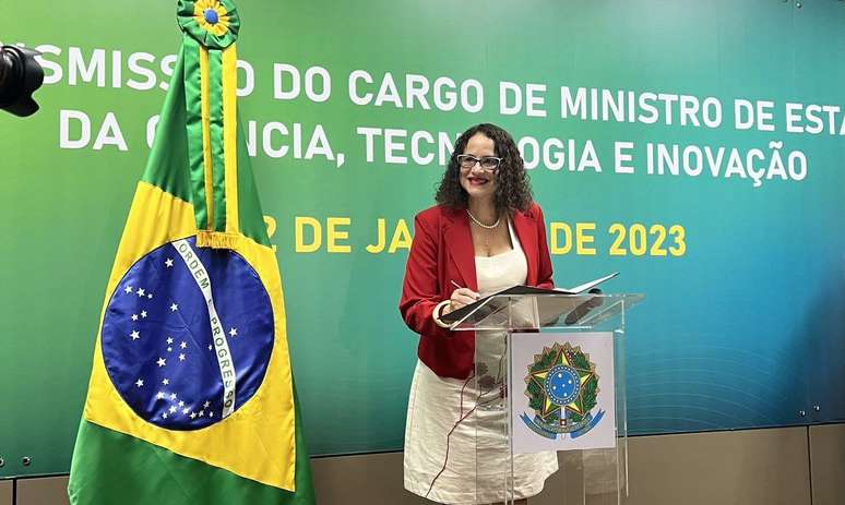 Luciana Santos é nova ministra da Ciência