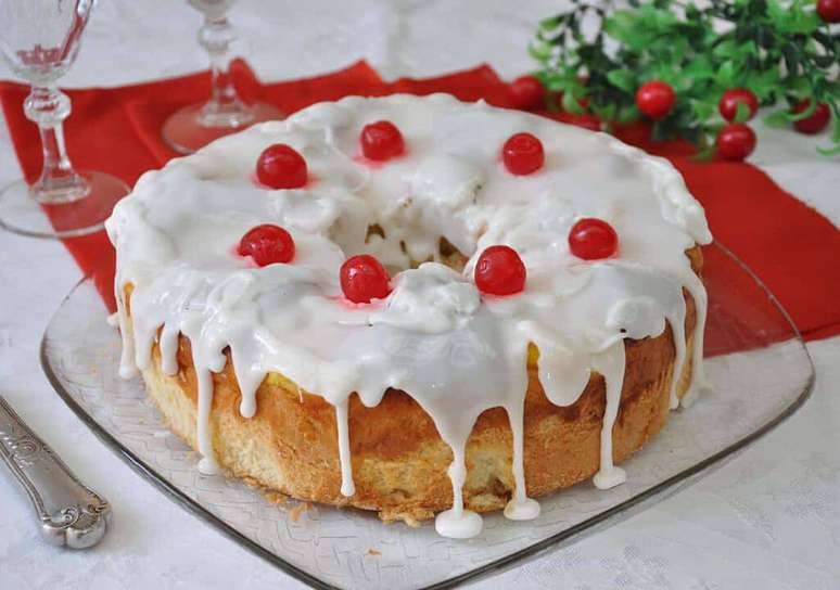 Rosca de frutas cristalizadas &ndash; Foto: Guia da Cozinha