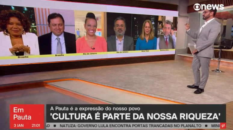 A ministra da Cultura, Margareth Menezes, durante entrevista a jornalistas da GloboNews