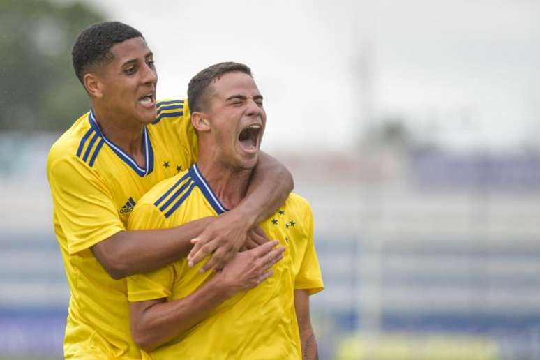 Foto: (Gustavo Rabelo/BHFOTO) -Atacante Arielson marcou dois gols na vitória do Cruzeiro sobre o Capivariano