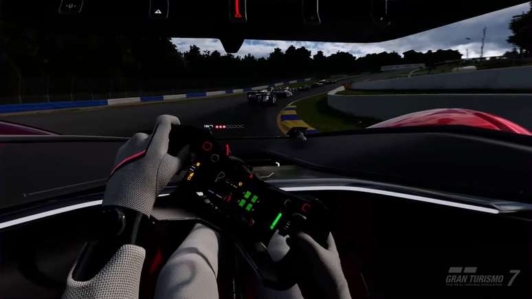 Gran Turismo 7 terá atualização gratuita para PSVR 2