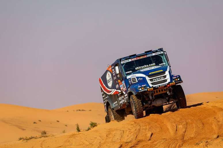 Martin van den Brink lidera categoria dos caminh&otilde;es no Dakar ap&oacute;s sexta especial 