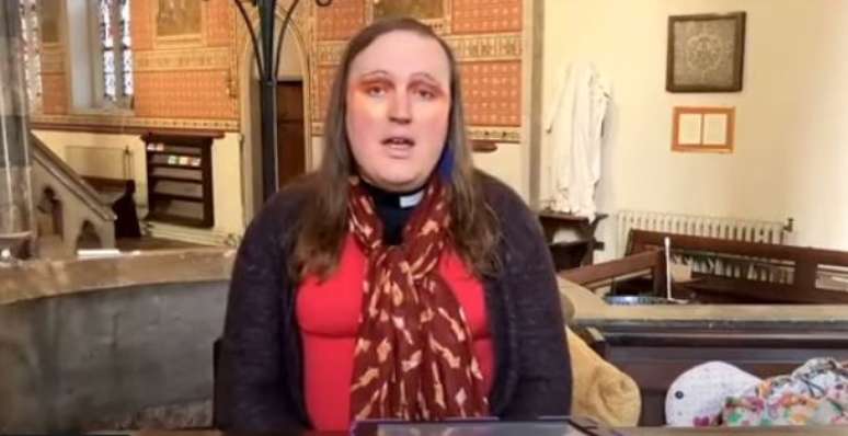 Bingo Allison, da Igreja Anglicana inglesa, se declarou pessoa não binária