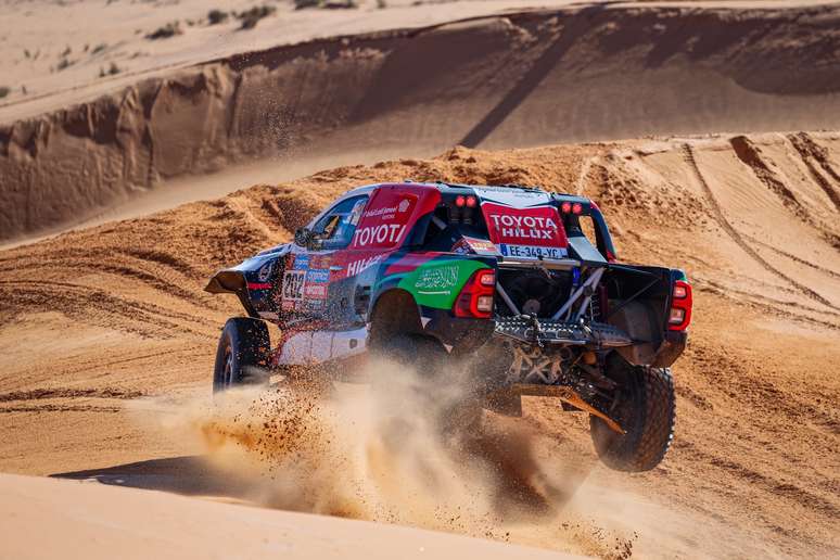 Yazeed Al Rajhi sobrou para vencer a sétima especial do Dakar 2023 nos carros 