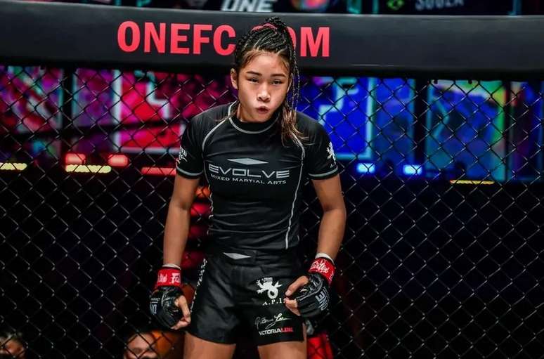 Victoria Lee era grande promessa do MMA