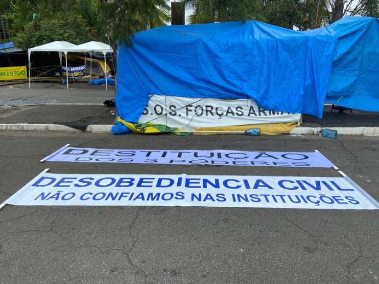 Bolsonaristas ainda acampam em frente ao Comando Militar do Sudeste, em São Paulo.