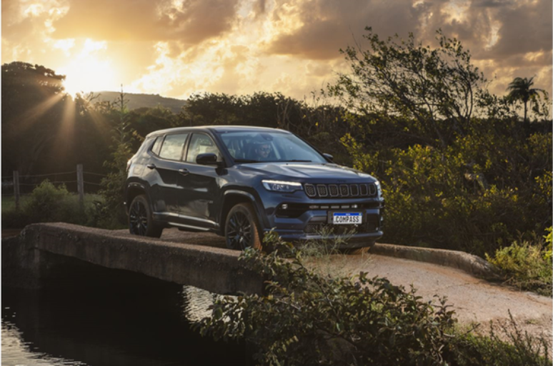 Jeep Compass liderou categoria e está entre carros mais vendidos em 2022