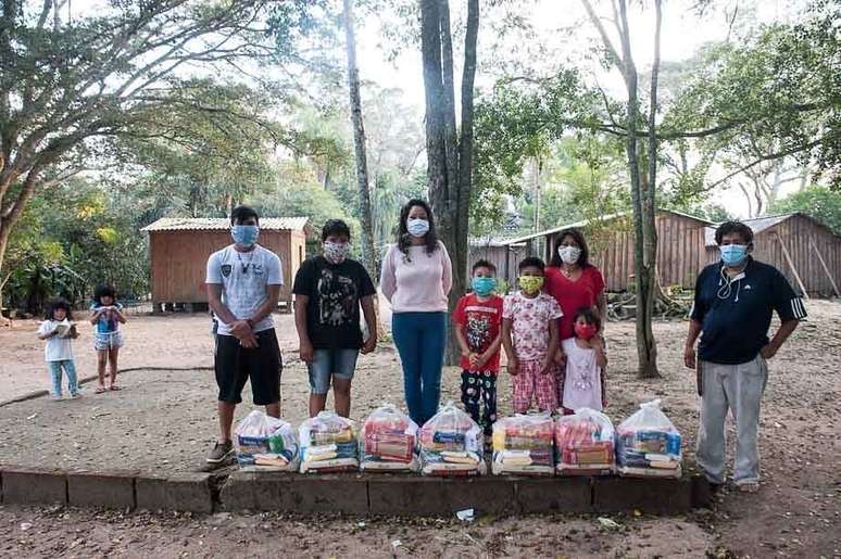 Liderado por Alice, Centro de Referência arrecadou e distribuiu cestas básicas e produtos de higiene para comunidades mais afastadas