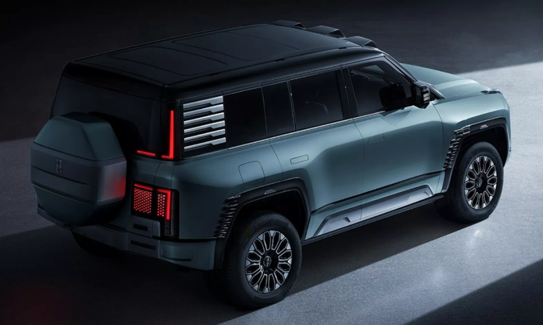 BYD apresenta primeiros modelos de sua marca premium, a Yangwang.