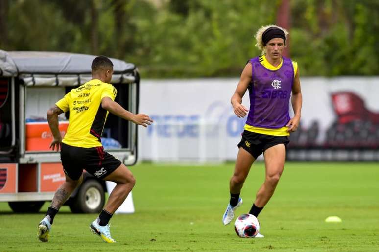 O zagueiro David Luiz é um dos atletas que renovou seu contrato com o Fla (Foto: Marcelo Cortes/Flamengo)