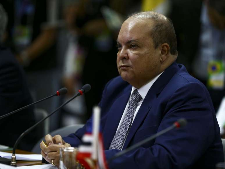 O governador Ibaneis Rocha foi afastado do cargo por 90 dias por decisão de Alexandre de Moraes