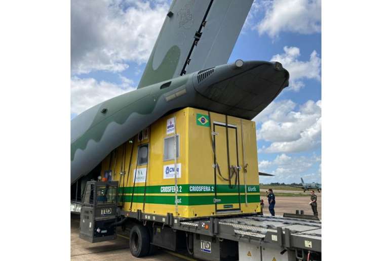 Criosfera 2 foi embarcado em aeronave Embraer KC-390 da For&ccedil;a A&eacute;rea Brasileira em setembro