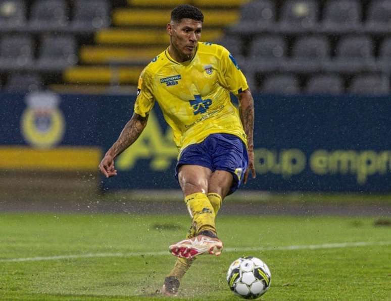 Antony, brasileiro do Arouca-POR, projetou oitavas de final da Taça de Portugal (Foto: Divulgação/Arouca)