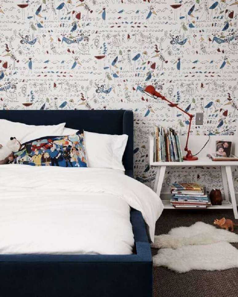 41. Estampa l&uacute;dica de papel de parede para quarto masculino para decora&ccedil;&atilde;o &ndash; Foto: DecorPad